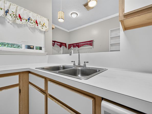 11525 Teaside Drive, Houston TX 77066