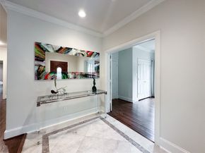 4042 Bellefontaine St, Houston TX 77025