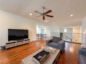 4042 Bellefontaine St, Houston TX 77025