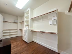 4042 Bellefontaine St, Houston TX 77025