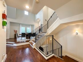 4042 Bellefontaine St, Houston TX 77025