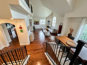 4042 Bellefontaine St, Houston TX 77025