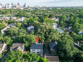 2042 Bissonnet Street, Houston TX 77005