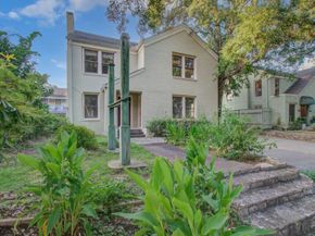 2042 Bissonnet Street, Houston TX 77005