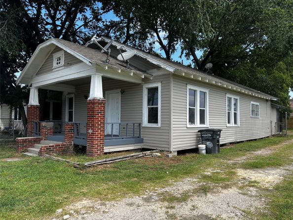 6015 Brady Street, Houston TX 77011