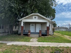 6015 Brady Street, Houston TX 77011