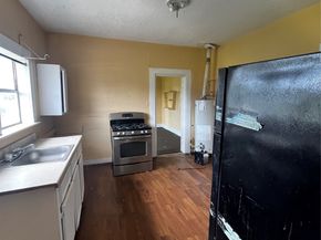 6015 Brady Street, Houston TX 77011