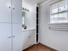 6228 Trescon Drive, Houston TX 77048