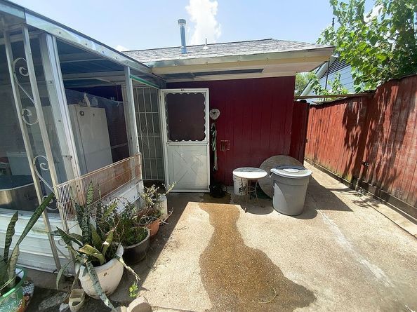 1838 Huge Oaks Street, Houston TX 77055