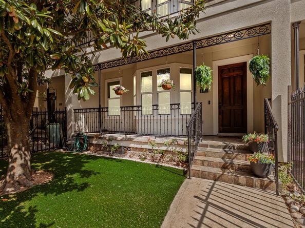 4420 Blossom Street, Houston TX 77007