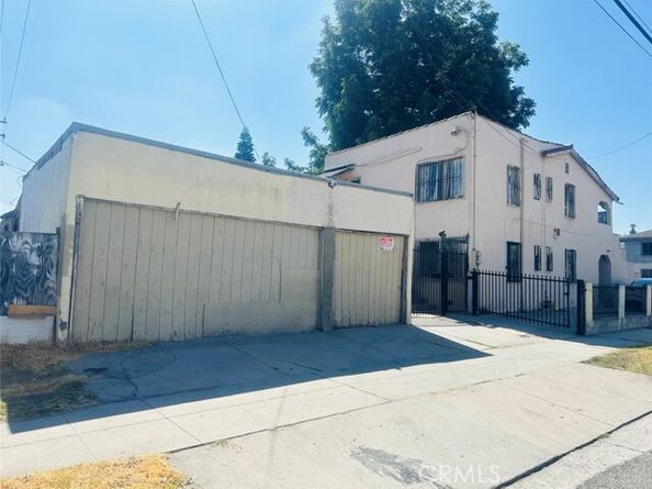 351 W Magnolia Street, Compton CA 90220