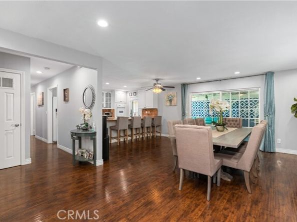 8521 Gloria Avenue, North Hills (los Angeles) CA 91343