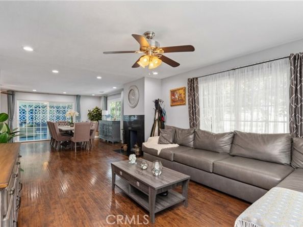 8521 Gloria Avenue, North Hills (los Angeles) CA 91343