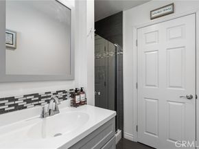 8521 Gloria Avenue, North Hills (los Angeles) CA 91343