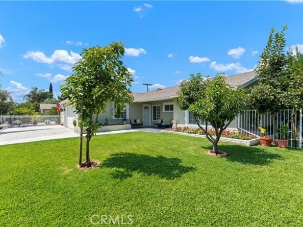 8521 Gloria Avenue, North Hills (los Angeles) CA 91343