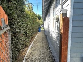 696 E 51st Street, Los Angeles CA 90011