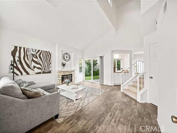 21522 Kenmare, Lake Forest (el Toro) CA 92630