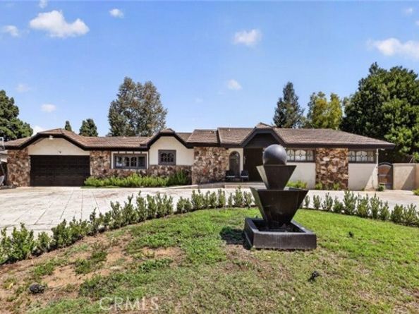 19457 Merridy Street, Northridge (los Angeles) CA 91324