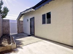 9055 Forbes Avenue, Northridge (los Angeles) CA 91343