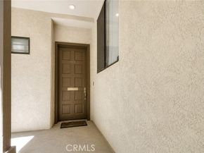 10470 Riverside 102, Toluca Lake (los Angeles) CA 91602