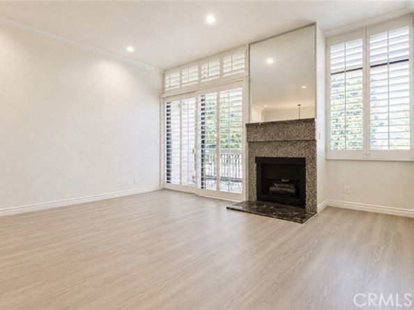 10470 Riverside 102, Toluca Lake (los Angeles) CA 91602