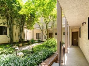 10470 Riverside 102, Toluca Lake (los Angeles) CA 91602