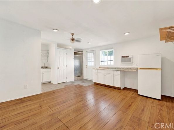 15901 Lassen Street, North Hills (los Angeles) CA 91343