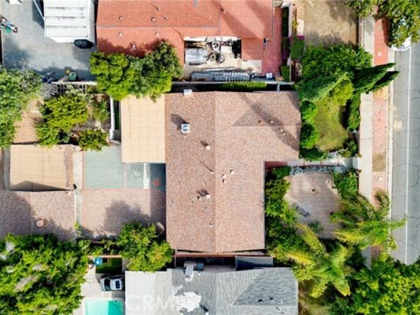 15901 Lassen Street, North Hills (los Angeles) CA 91343