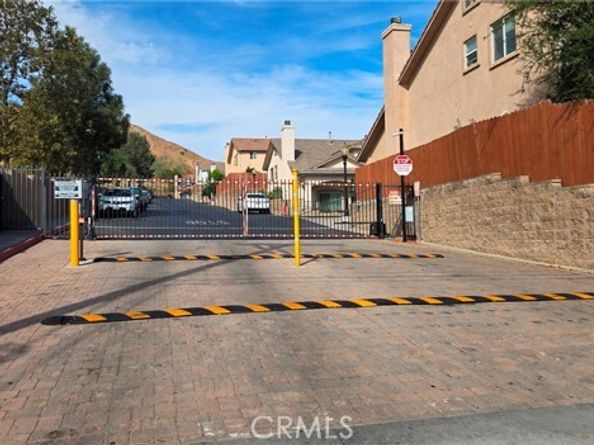 11852 N Birch Grove, Sylmar (los Angeles) CA 91342