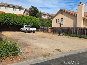 11852 N Birch Grove, Sylmar (los Angeles) CA 91342