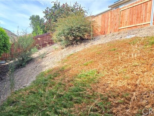 11852 N Birch Grove, Sylmar (los Angeles) CA 91342