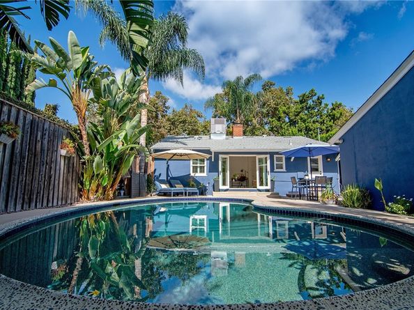 1520 W Riverside Drive, Burbank CA 91506