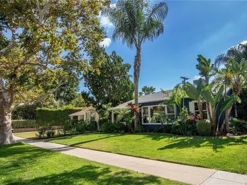 1520 W Riverside Drive