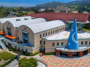 1520 W Riverside Drive, Burbank CA 91506