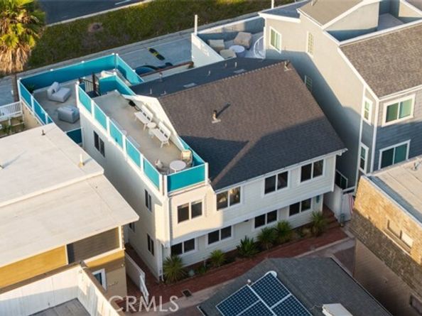 29 Surfside Avenue B, Surfside (seal Beach) CA 90743