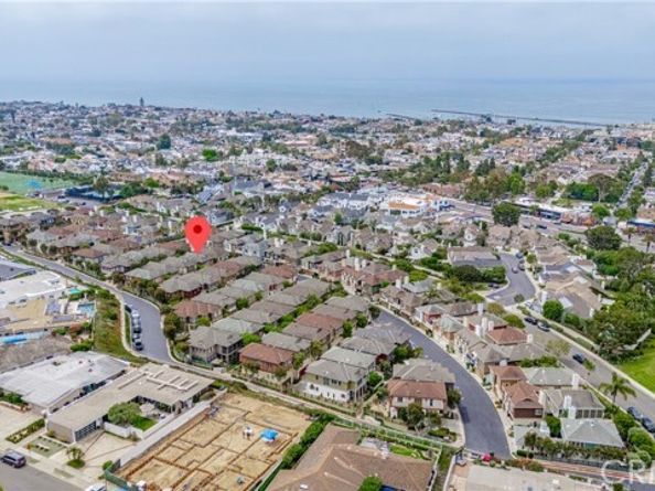 2616 BUNGALOW Place, Corona Del Mar (newport Beach) CA 92625
