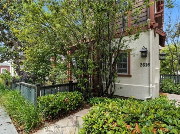 2616 BUNGALOW Place, Corona Del Mar (newport Beach) CA 92625