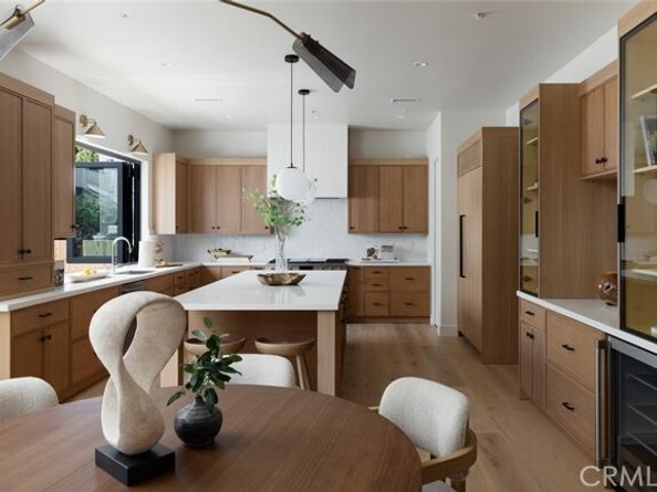 1594 Redlands Place, Costa Mesa CA 92627