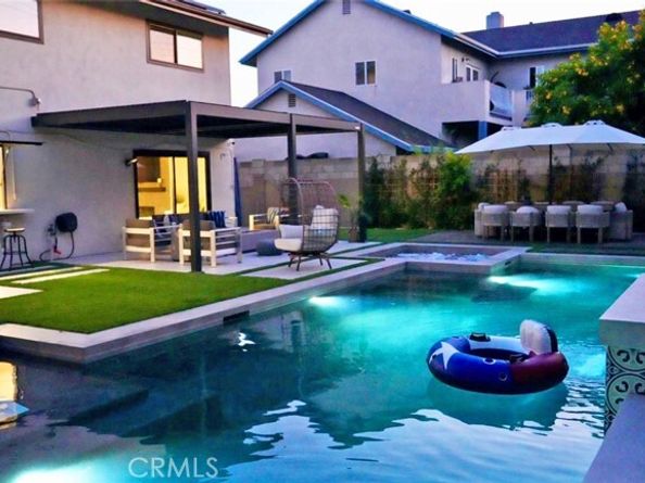 6431 Reubens Drive, Huntington Beach CA 92647