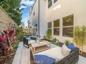 120 Parkland Alley, Lake Forest (el Toro) CA 92630