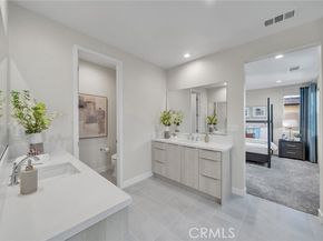 120 Parkland Alley, Lake Forest (el Toro) CA 92630