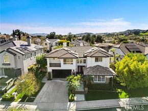27 Raleigh Court, Laguna Hills CA 92679