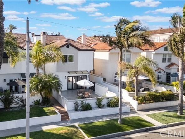 511 9th, Huntington Beach CA 92648