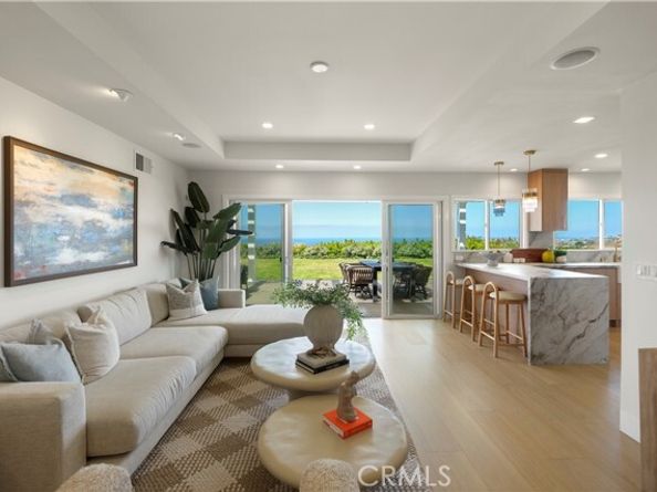 3501 Sausalito, Corona Del Mar (newport Beach) CA 92625