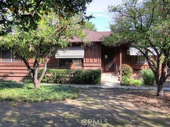 6352 N Muscatel