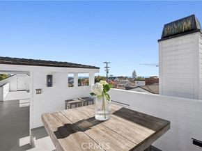 302 Orchid Avenue, Corona Del Mar (newport Beach) CA 92625