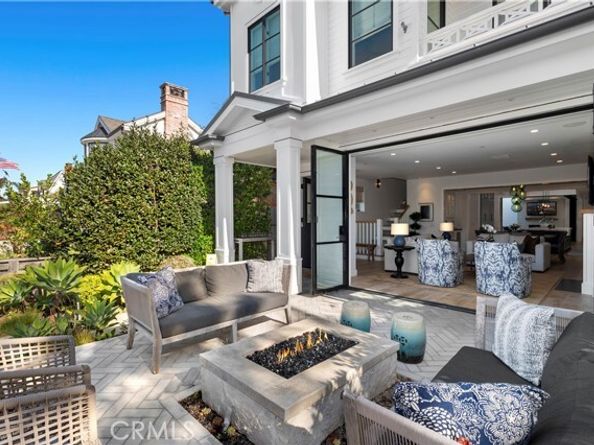 302 Orchid Avenue, Corona Del Mar (newport Beach) CA 92625