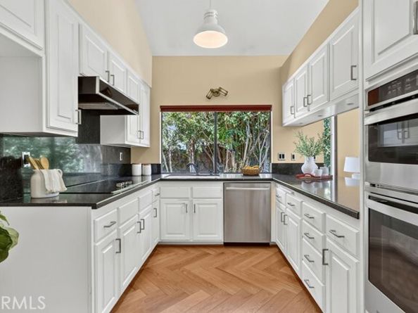 21 Glorieta, Irvine CA 92620