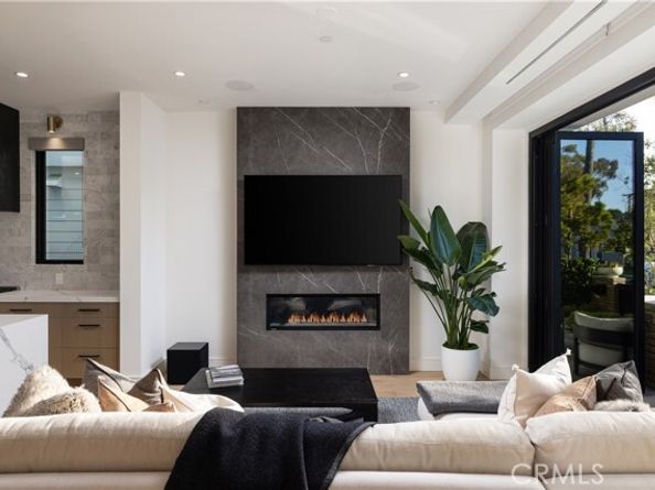 508 Goldenrod Avenue, Corona Del Mar (newport Beach) CA 92625