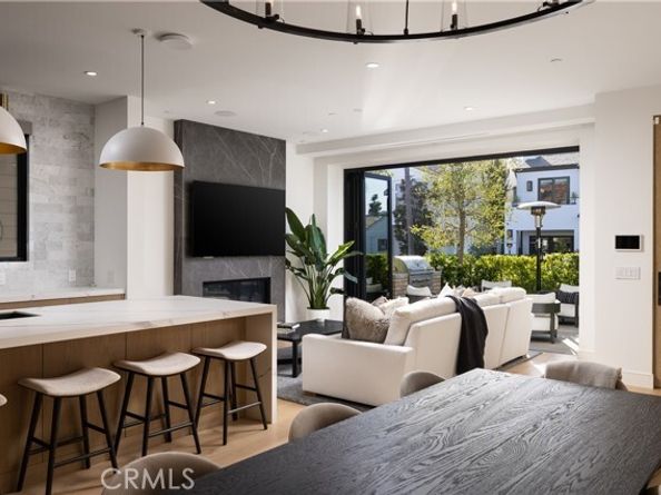 508 Goldenrod Avenue, Corona Del Mar (newport Beach) CA 92625